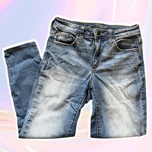 Universal Thread ankle jeans womens 4/27R